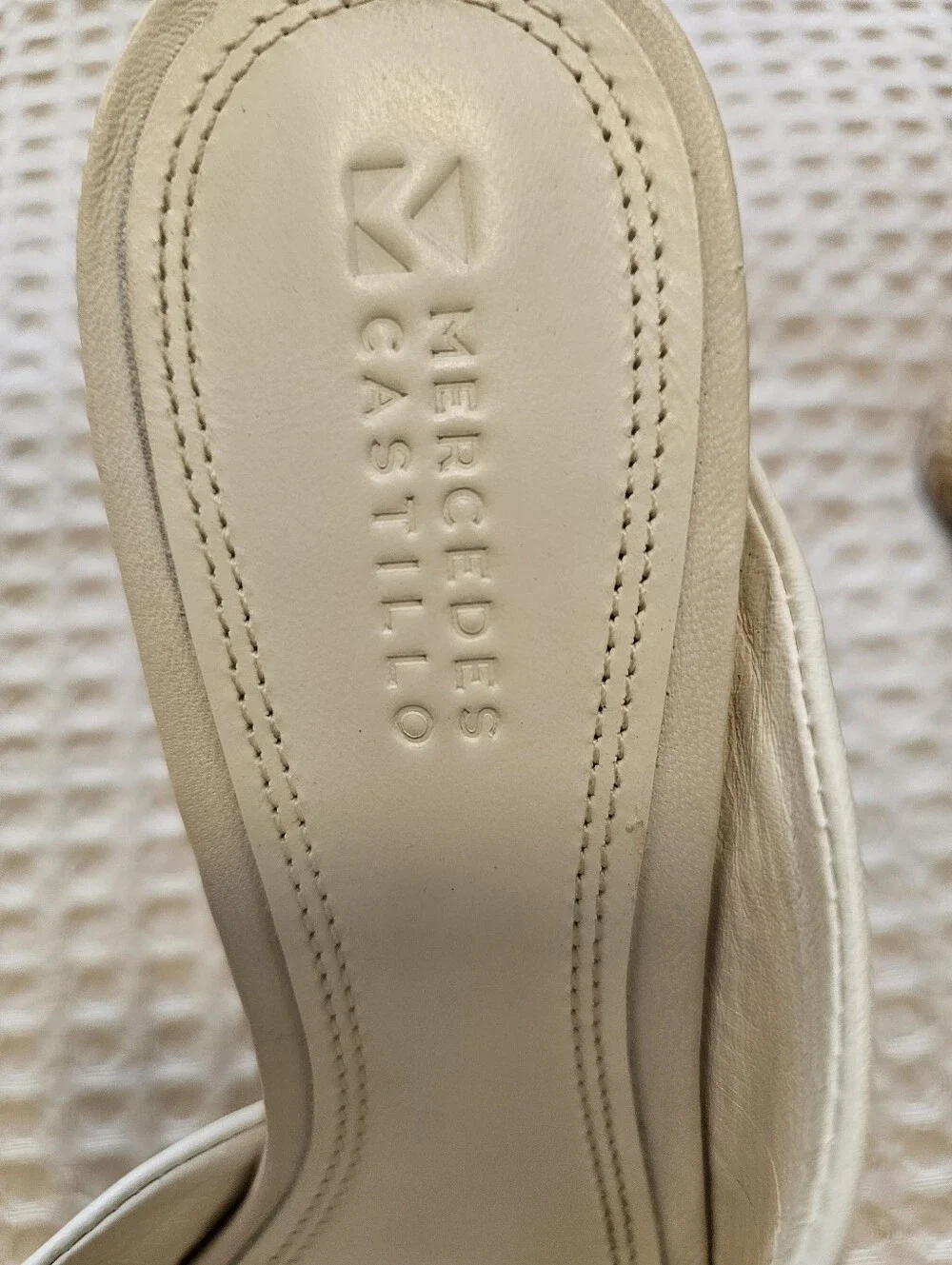 ✨ Mercedes Castillo Rocio Ivory Leather Platform Mule Sandals NWT Size 7.5✨